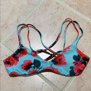 Billabong bikini top